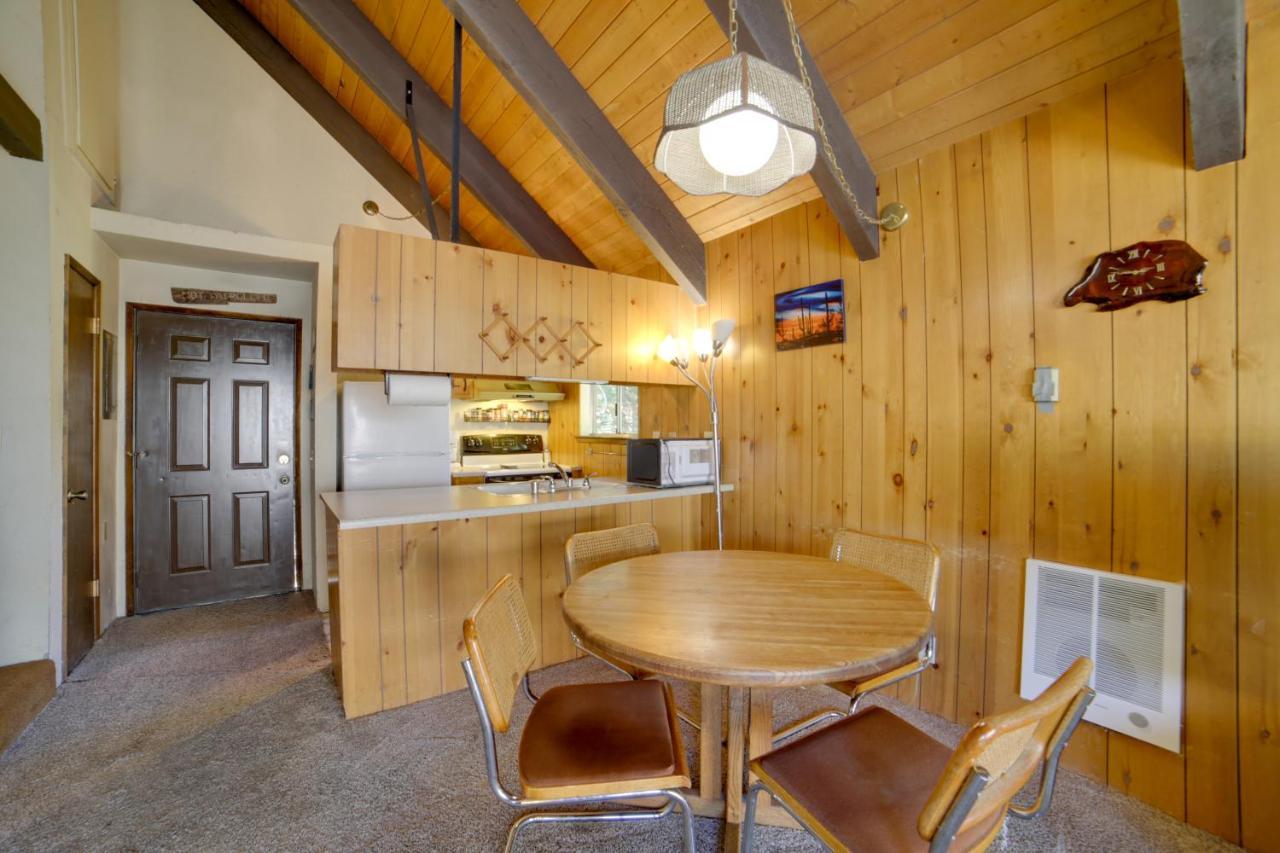 With Fireplace And Mountain Views * Mammoth Lakes