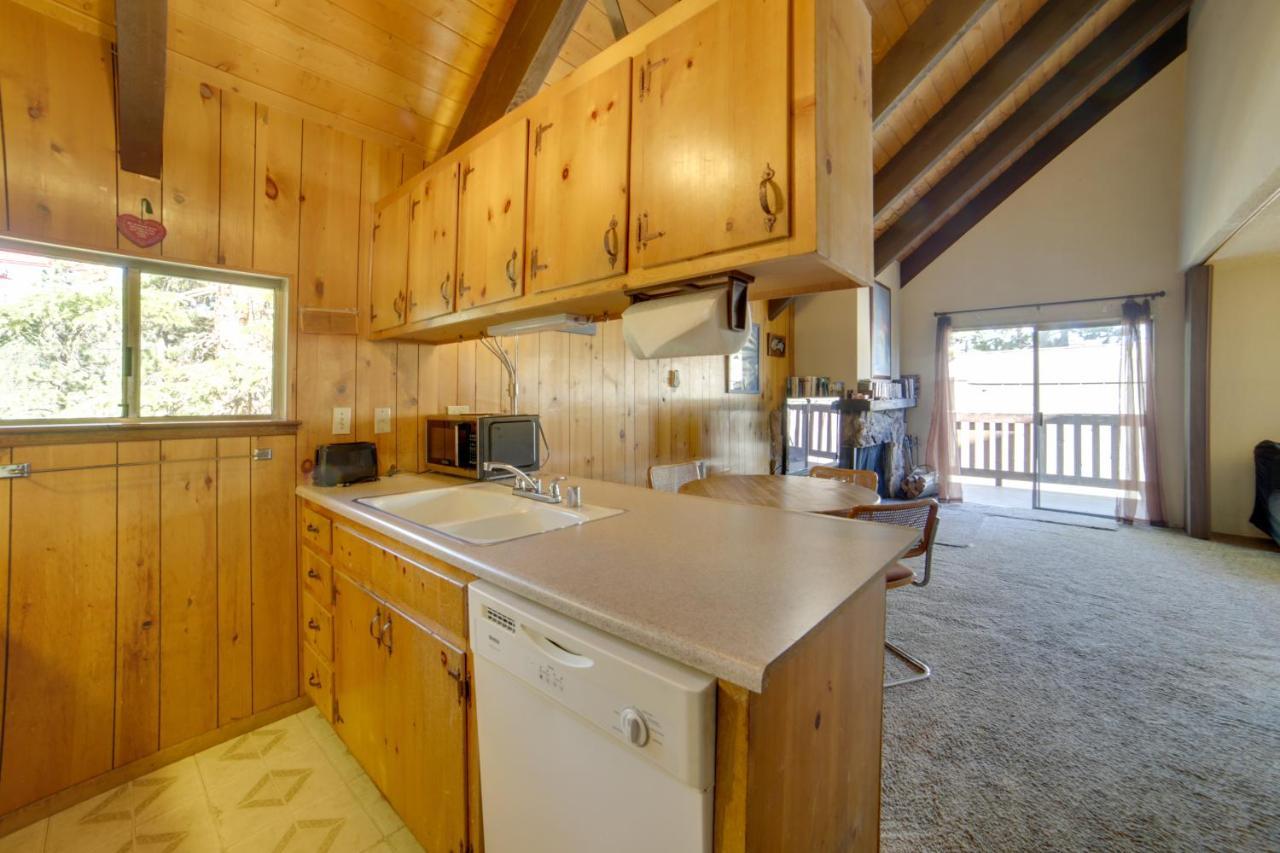 Apartment With Fireplace And Mountain Views Mammoth Lakes